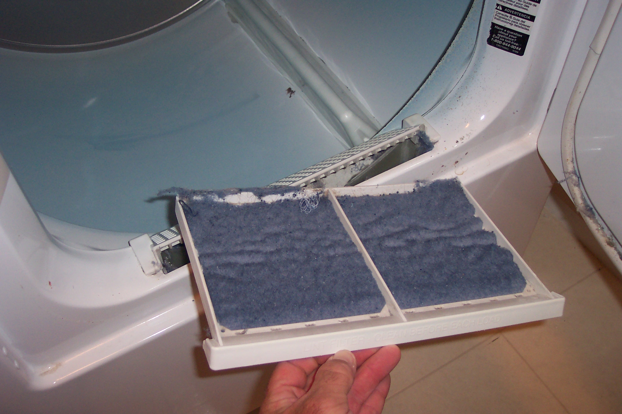 how-to-clean-your-dryer-s-lint-trap-screen-and-vent-green-living-ideas